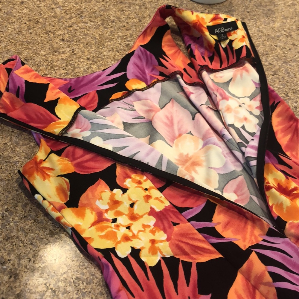 AGB Vibrant Floral Dress Women’s Size 8 With Some Stretch - Picture 11 of 12